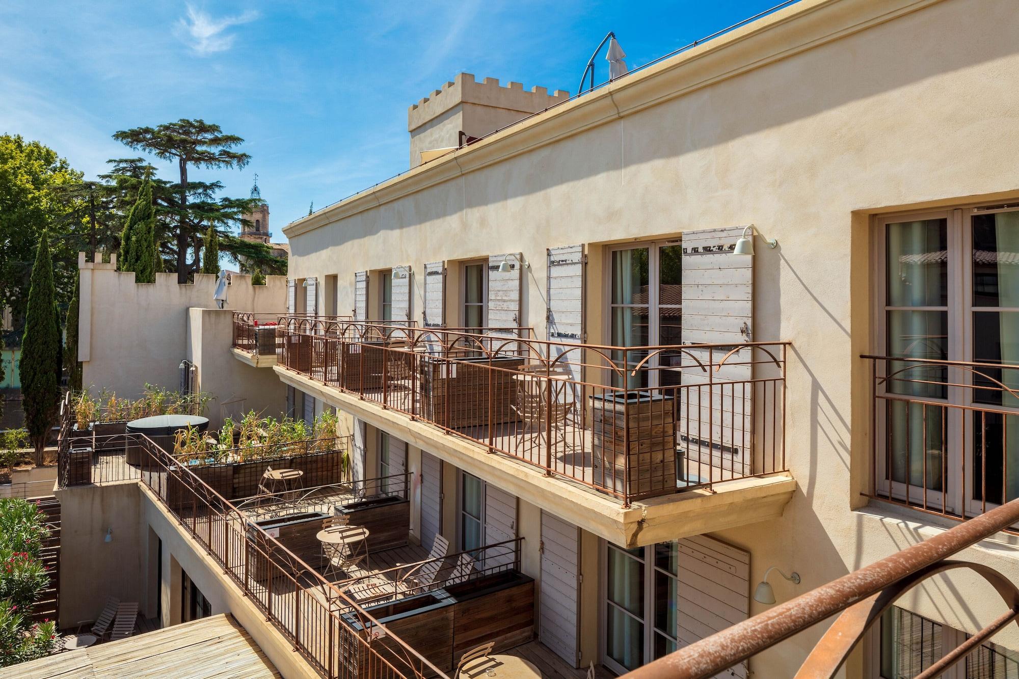 Garrigae Distillerie De Hotel