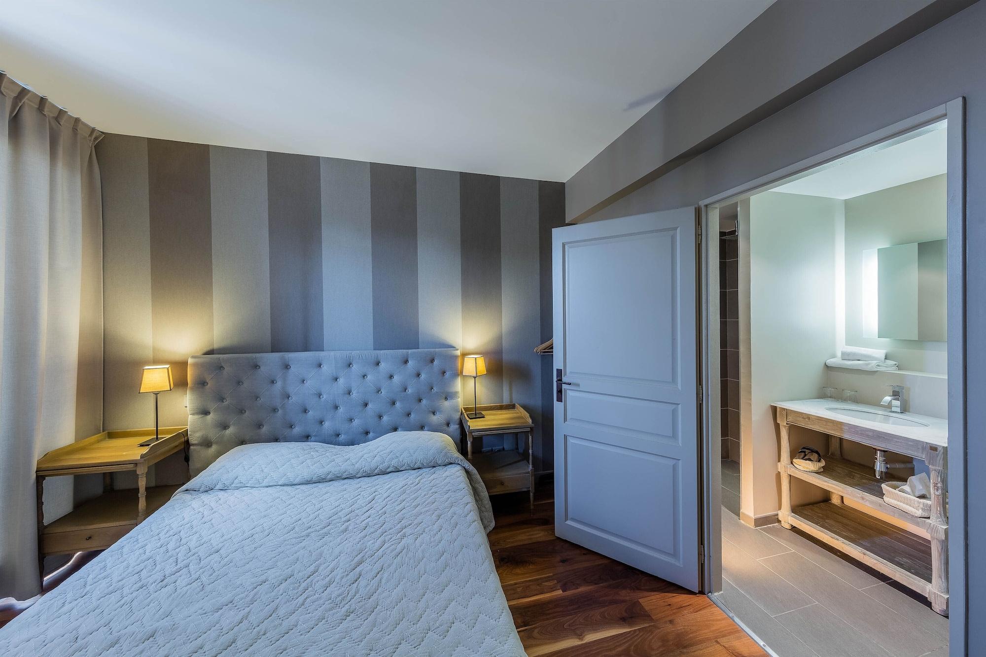 Garrigae Distillerie De Hotel 4*