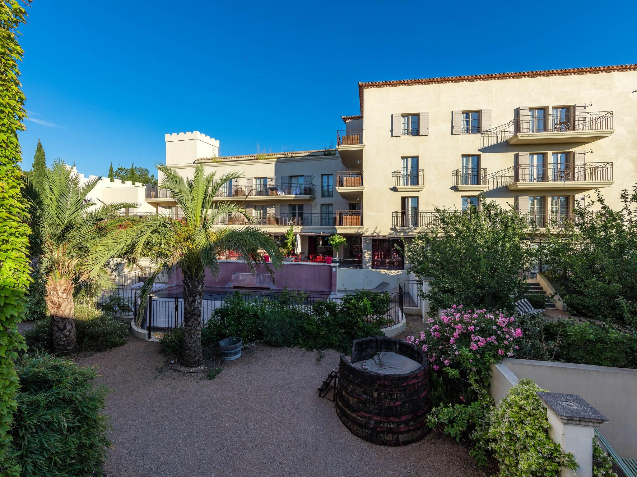 Garrigae Distillerie De Hotel 4*